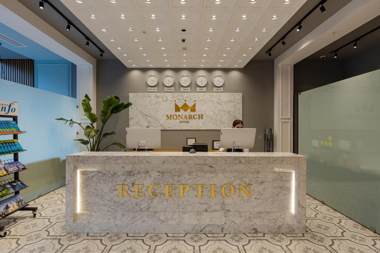 Hotel Monarch Batumi Eksteriør billede