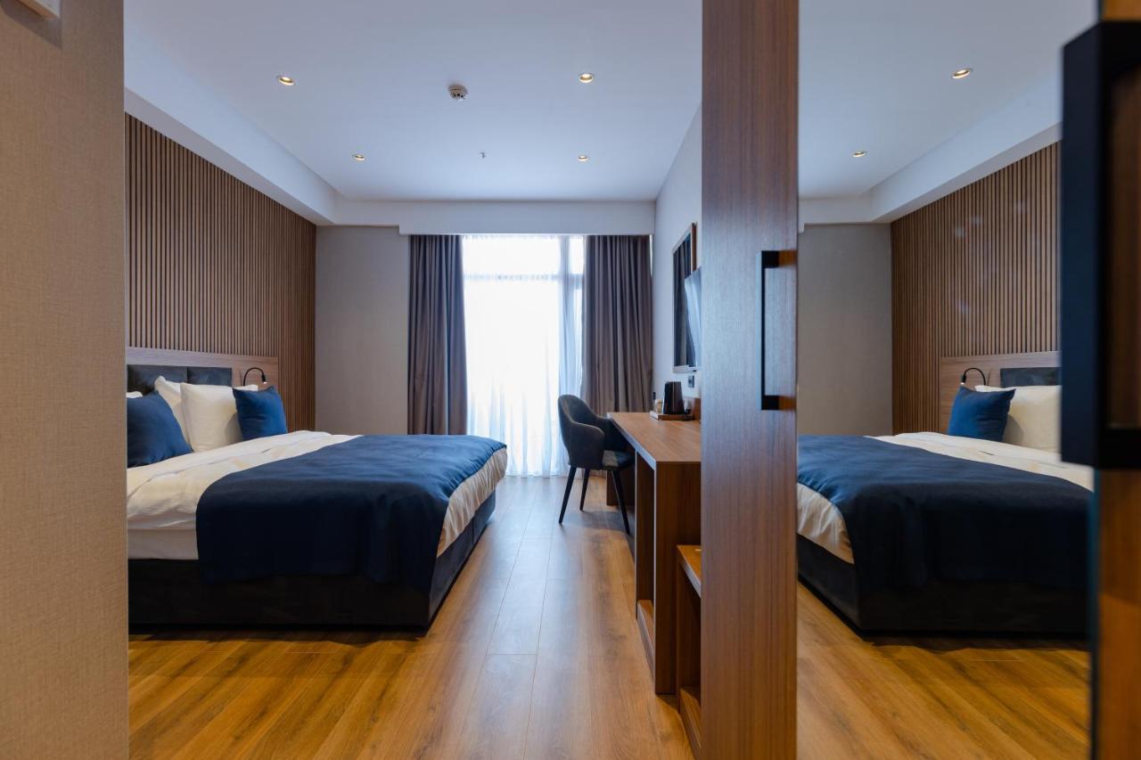 Hotel Monarch Batumi Eksteriør billede