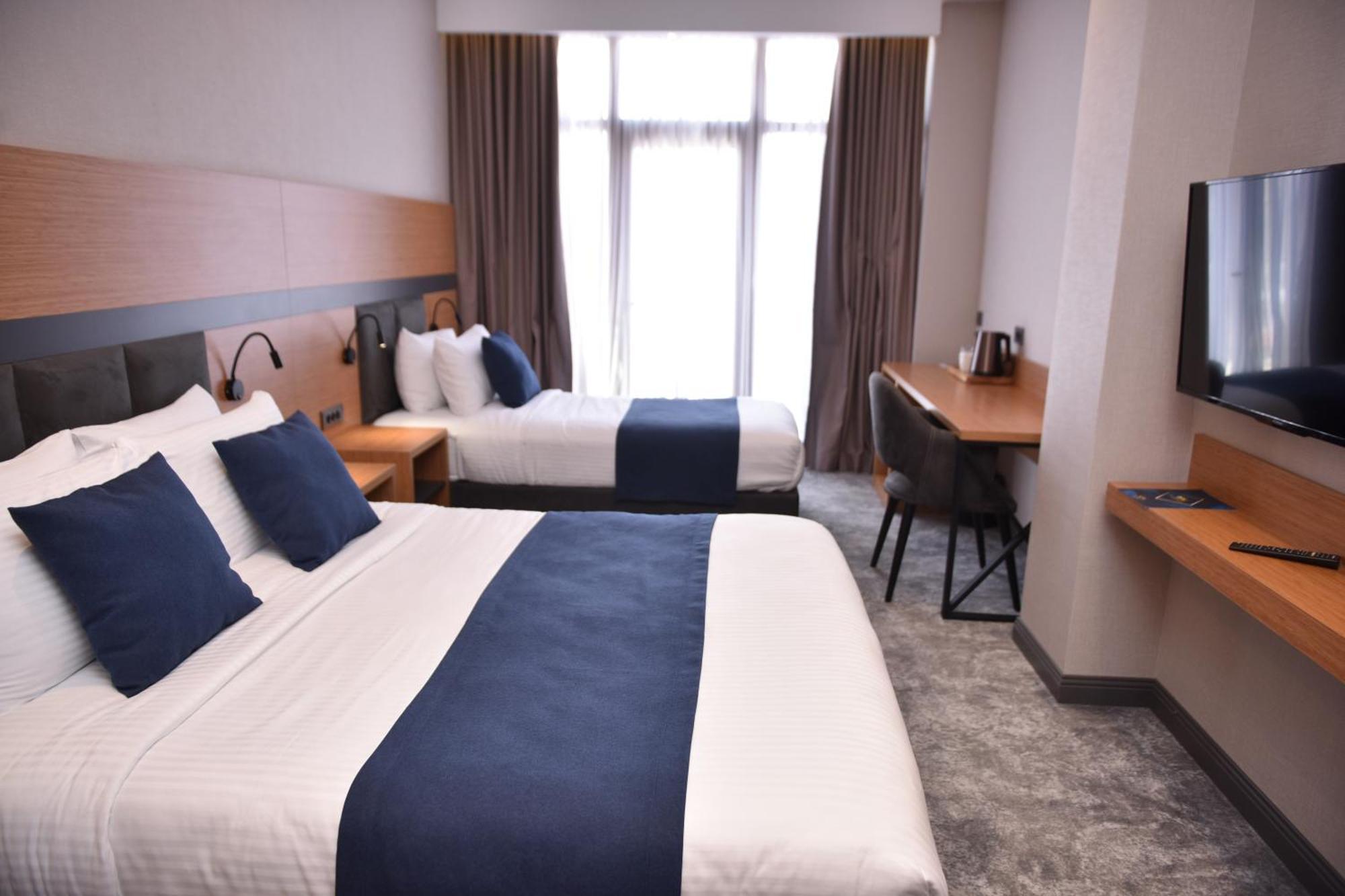 Hotel Monarch Batumi Eksteriør billede