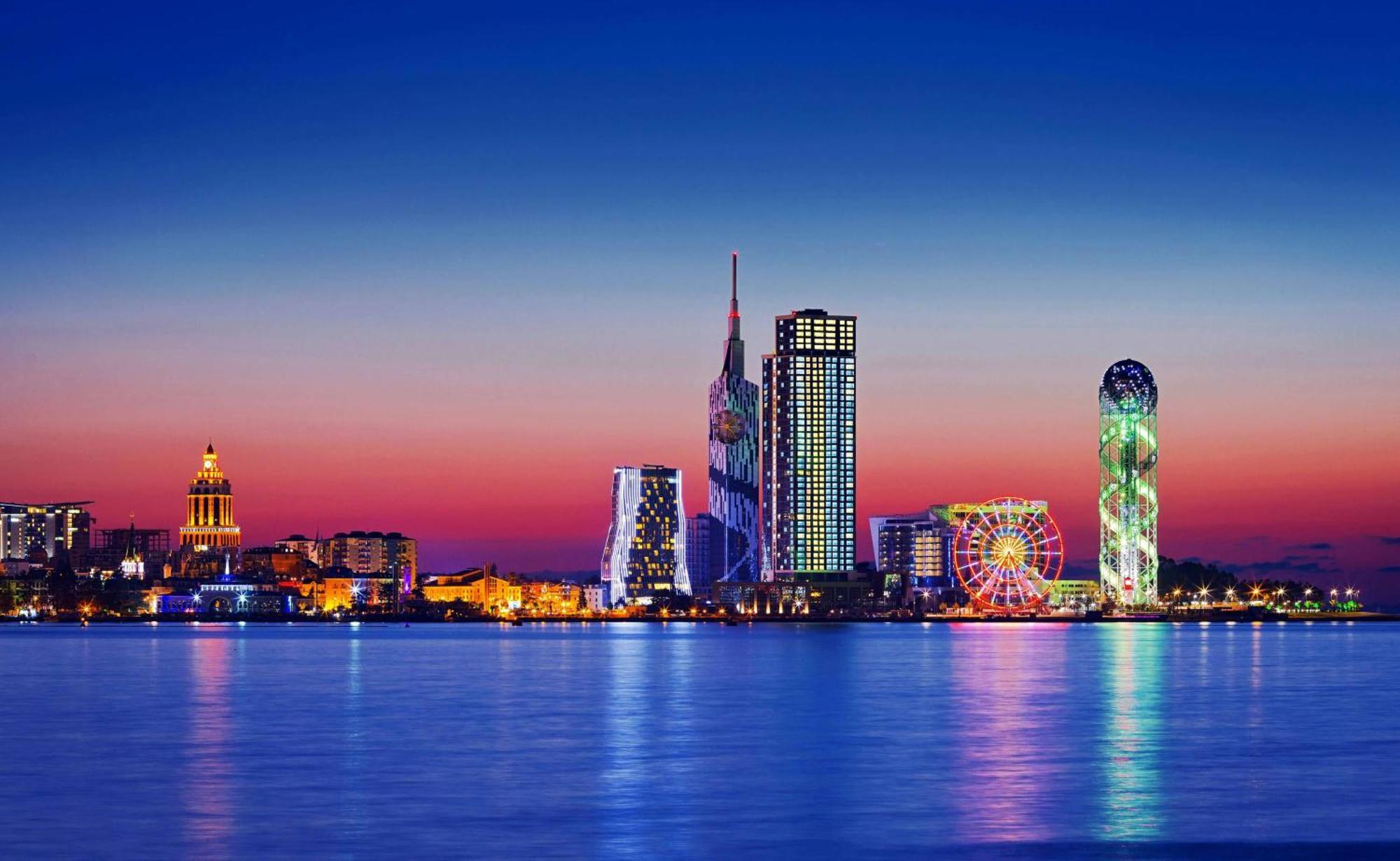 Hotel Monarch Batumi Eksteriør billede