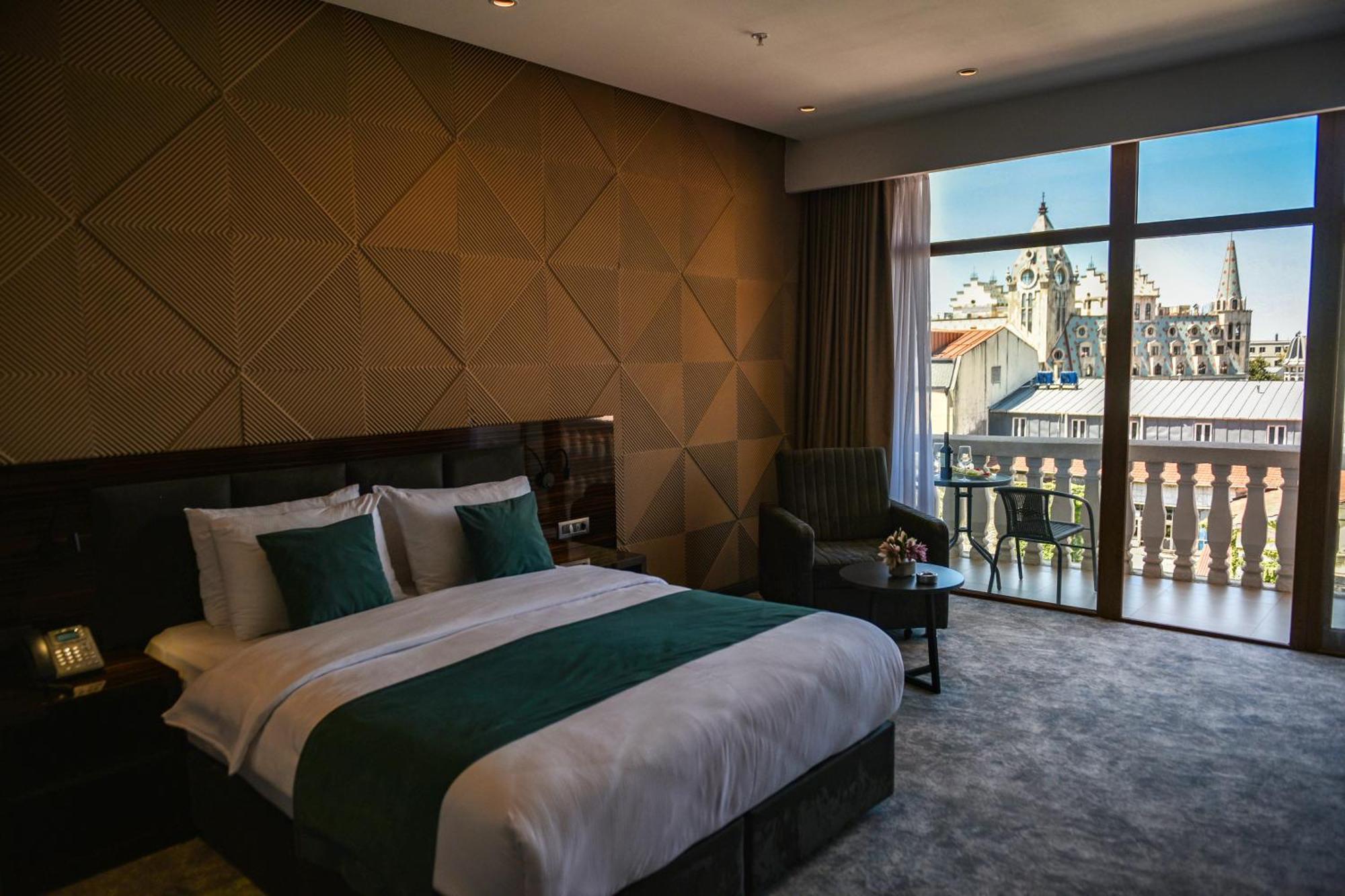 Hotel Monarch Batumi Eksteriør billede